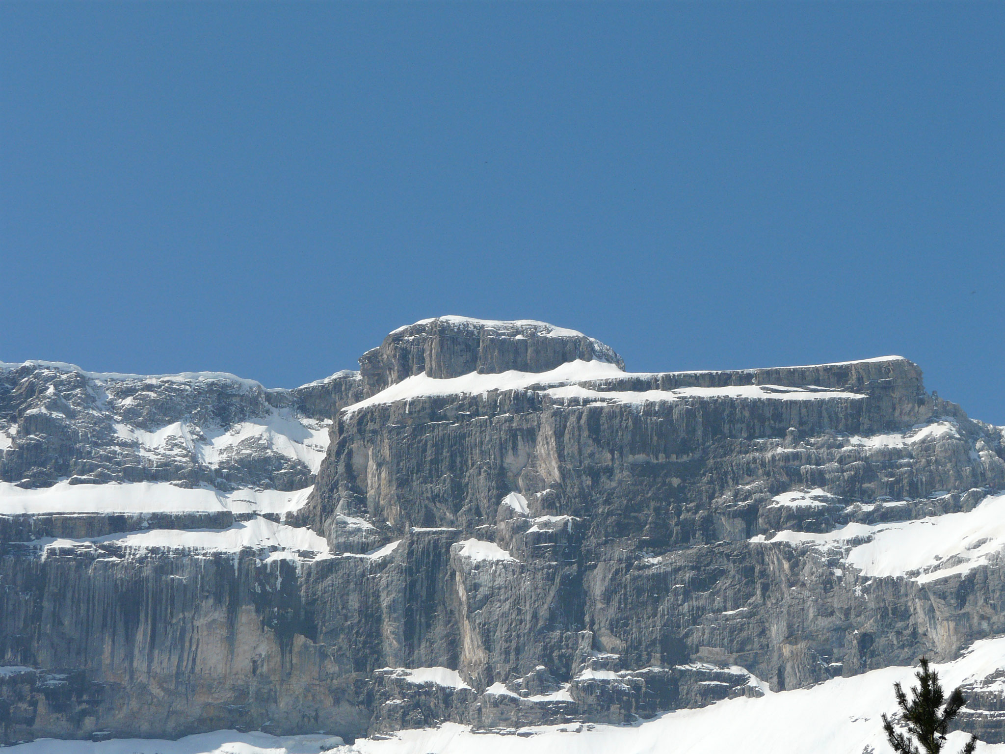 La Tour Gavarnie (Photo license: CC BY-SA 3.0)